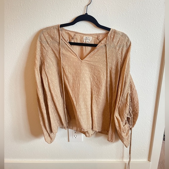 O’Neill flowy shirt with lace-up sleeve - Picture 2 of 6